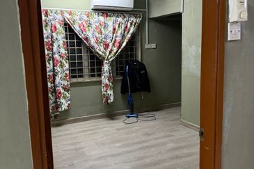 Taman Cahaya, Ampang