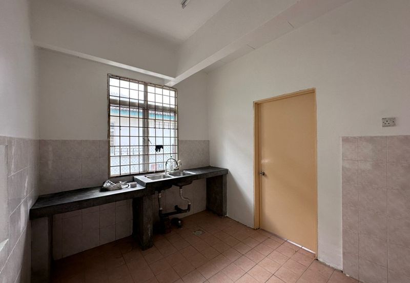 Taman Tasik Semenyih (Lake Residence)