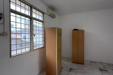 Taman Tasik Semenyih (Lake Residence)