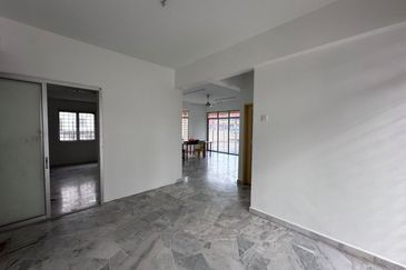 Taman Tasik Semenyih (Lake Residence)