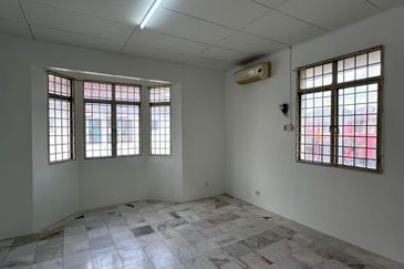 Taman Tasik Semenyih (Lake Residence)