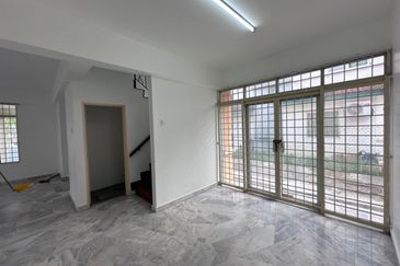 Taman Tasik Semenyih (Lake Residence)