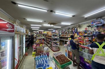 Dataran Otomobil, Seksyen 15