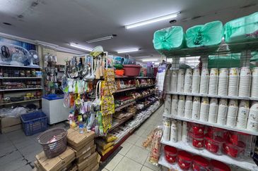 Dataran Otomobil, Seksyen 15