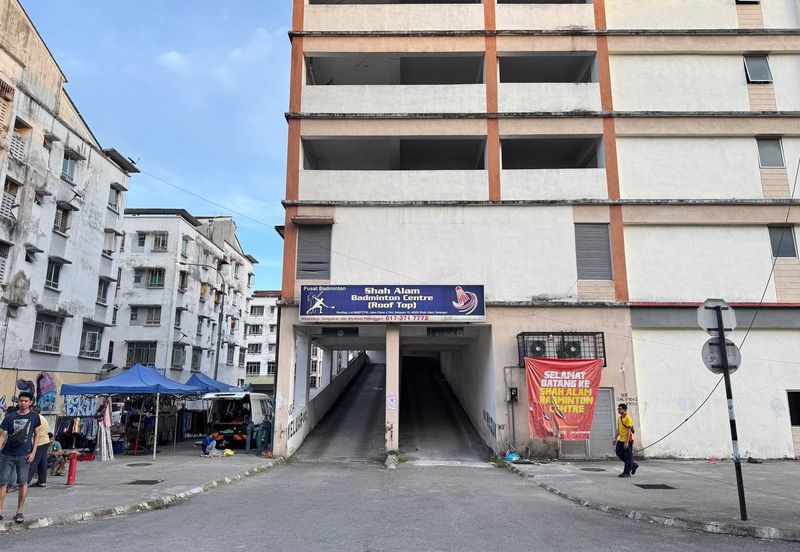 Dataran Otomobil, Seksyen 15