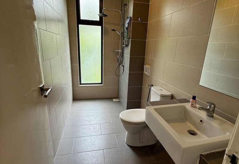 Crescent Park Townvilla