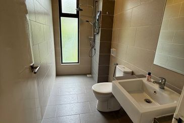 Crescent Park Townvilla