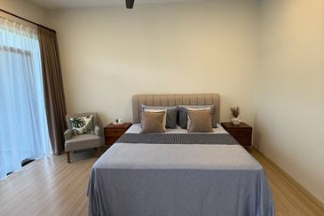 Crescent Park Townvilla