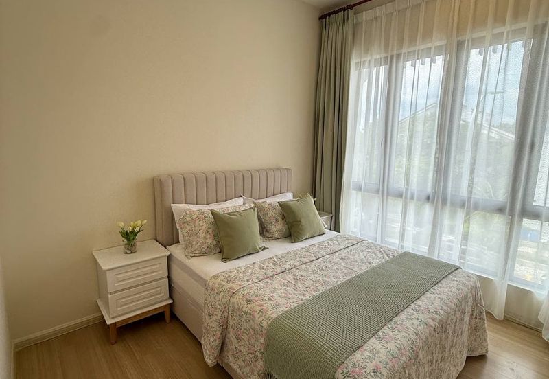 Crescent Park Townvilla