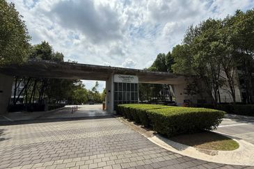 Crescent Park Townvilla