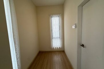 Crescent Park Townvilla