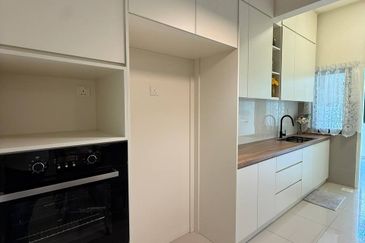 Crescent Park Townvilla