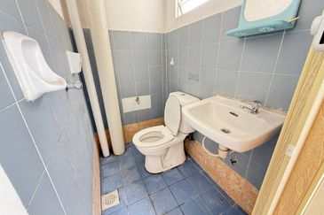 Residensi Bistaria, Ukay Bistari