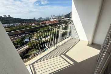 Residensi Bistaria, Ukay Bistari