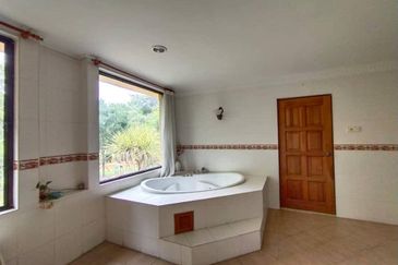 Seksyen 13, Shah Alam