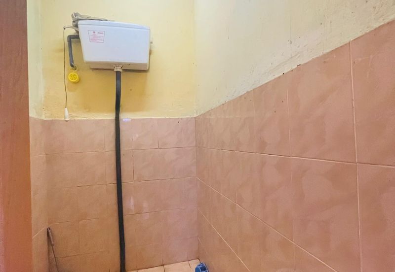 Corner Lot, Jaya Gading, Kuantan | Freehold | Bumi Lot | Built-up ±2,160 sqft | Tanah ±2,960 sqft