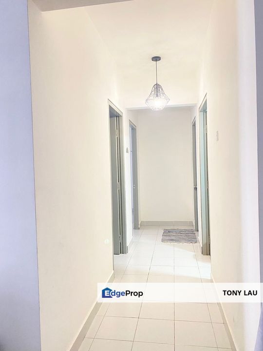 Spacious 1,000 sqft Apartment in Jade Hills – Gapura Bayu, Only RM320K!, Selangor, Kajang