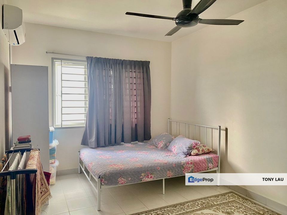 Spacious 1,000 sqft Apartment in Jade Hills – Gapura Bayu, Only RM320K!, Selangor, Kajang