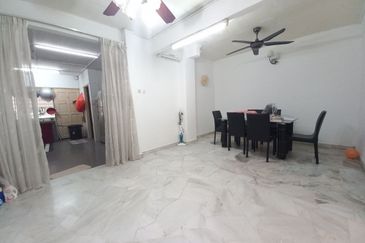 Taman Pinggiran Batu Caves