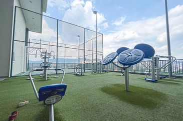 28 Boulevard (28 BLVD)