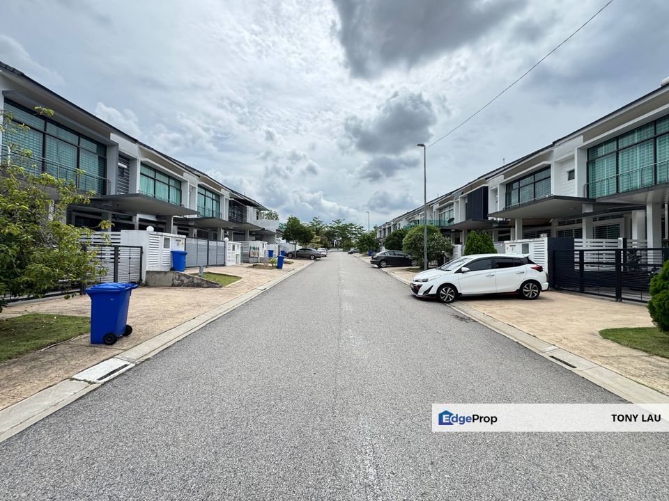 Freehold Superlink @ Aster Grove, Denai Alam | 2,958 sqft Renovated 2 Storey Spacious Family Home, Selangor, Shah Alam