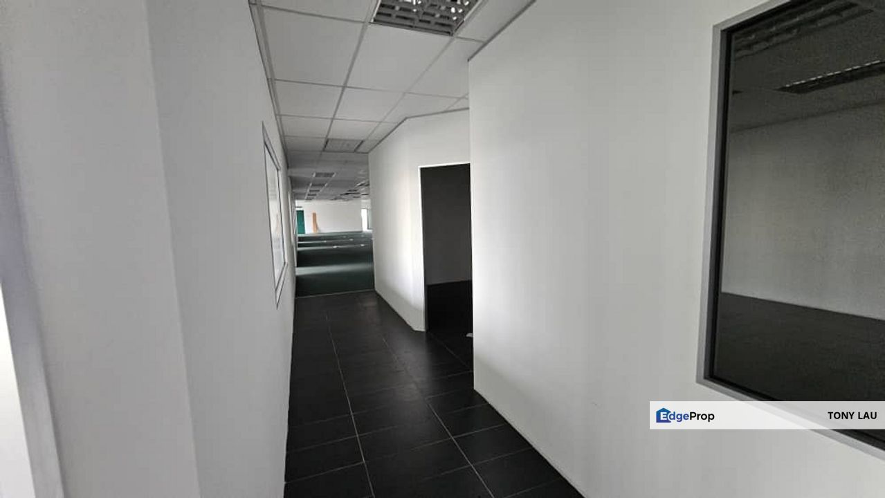 Spacious 6,300 sqft | Perfect for Gym, Studio or Office | Persiaran Subang, Taman Perindustrian Subang, Subang Jaya, Selangor, Subang Jaya