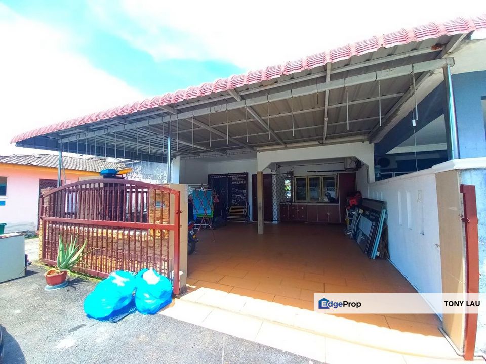 Single Storey Endlot, Taman Sri Jelok Kajang | With Autogate & Aircond | RM390k Nego, Selangor, Kajang