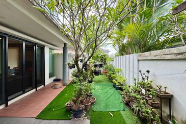 Bangi Lakehill Villas