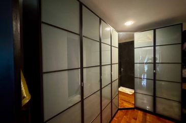 Bangi Lakehill Villas