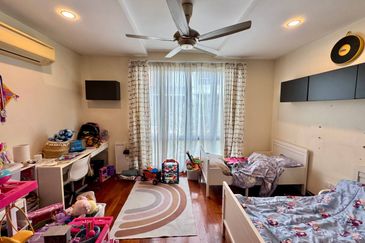 Bangi Lakehill Villas