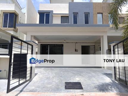 Refurbished Double Storey Terrace with Extra Land | Move-In Ready @ Taman Bentara, Selangor, Telok Panglima Garang