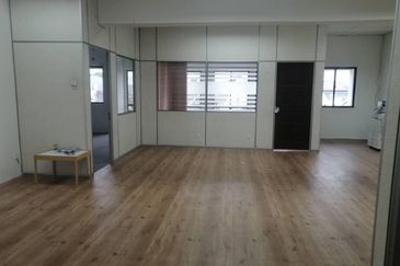 3-Storey Shop Office @ Excella Business Park – Prime Ampang Location, Ready to Occupy!