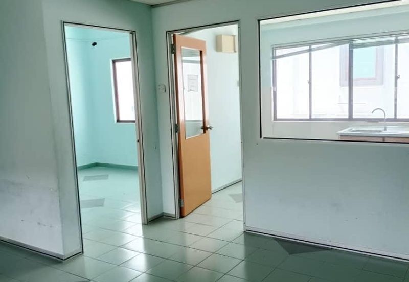 3-Storey Shop Office @ Excella Business Park – Prime Ampang Location, Ready to Occupy!