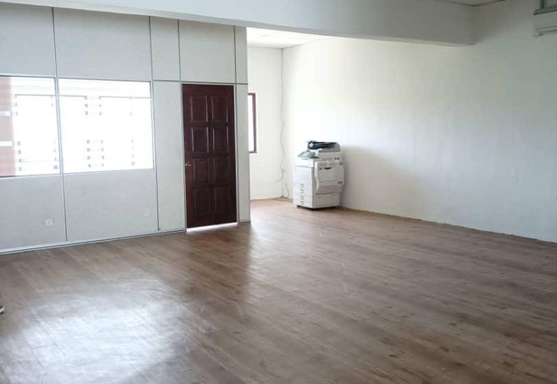 3-Storey Shop Office @ Excella Business Park – Prime Ampang Location, Ready to Occupy!