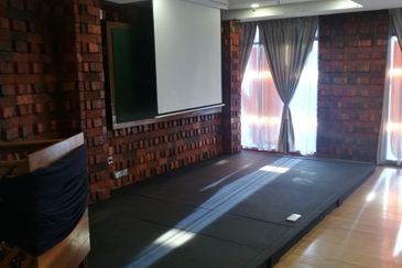 Puteri Business Avenue