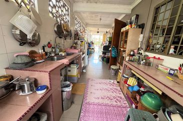 Taman Setia Jaya, Banting