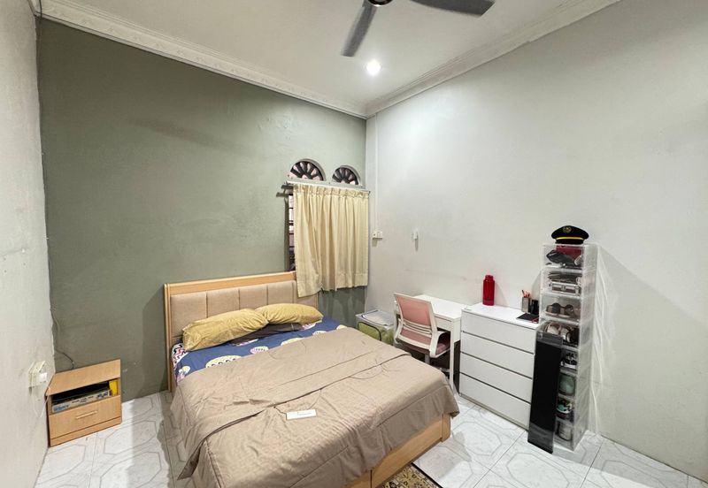 Taman Setia Jaya, Banting