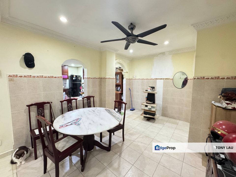 Corner Lot Semi-D @ Taman Garing Utama, Rawang | Fully Renovated + Big Land | RM499K Nett!, Selangor, Rawang