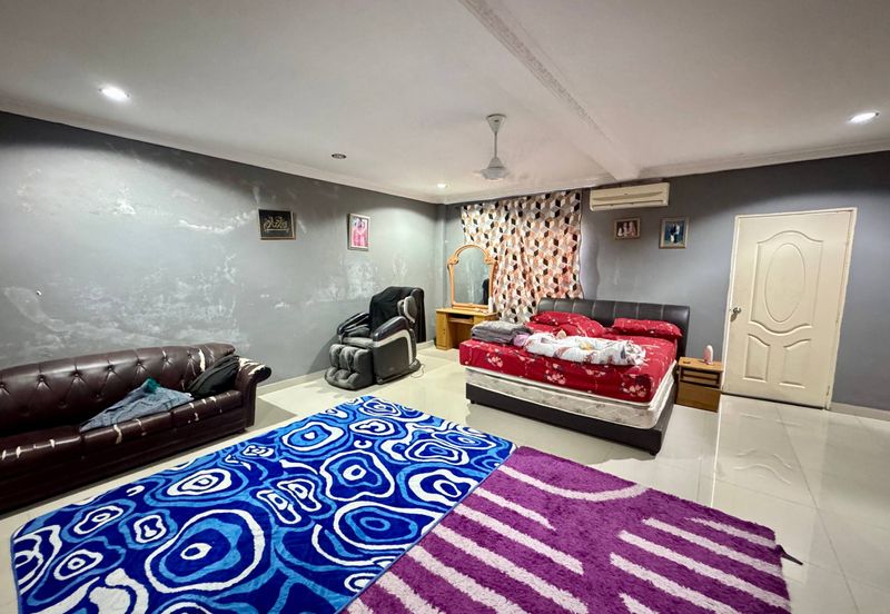 Taman Saujana Puchong