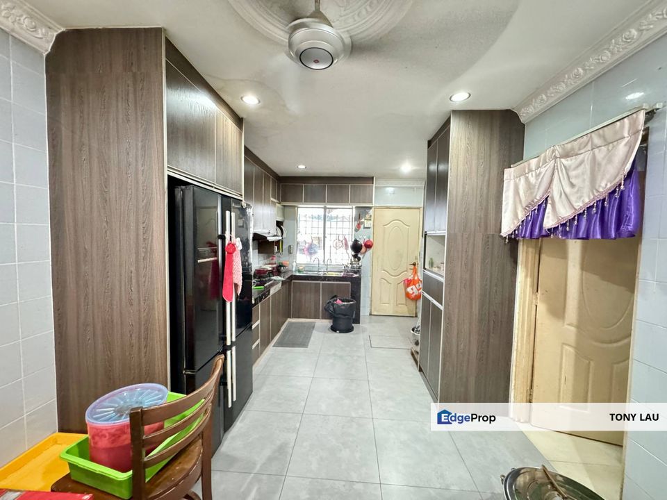 Fully Renovated 2-Storey @ Saujana Puchong | Facing Open + 100m to School!, Selangor, Puchong South