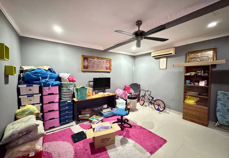 Taman Saujana Puchong