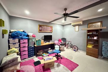 Taman Saujana Puchong