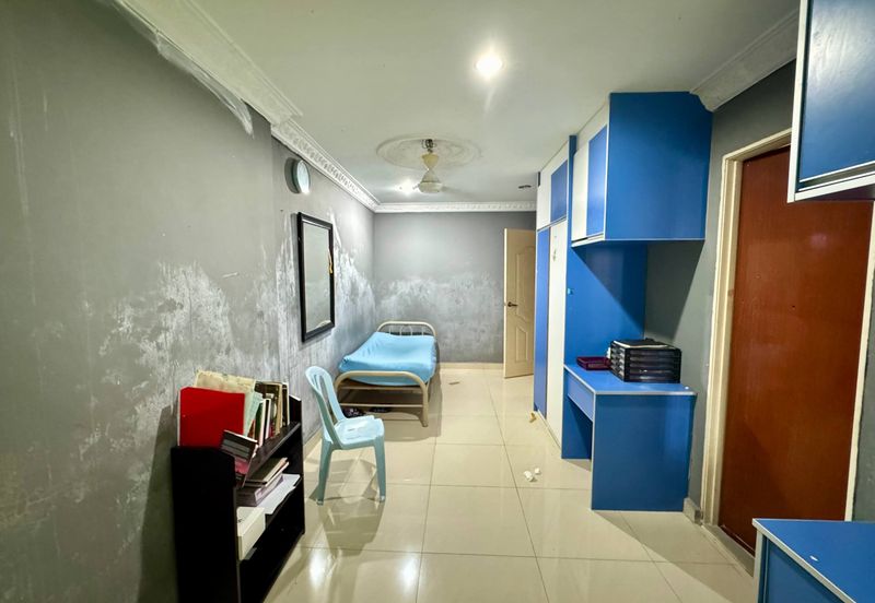 Taman Saujana Puchong