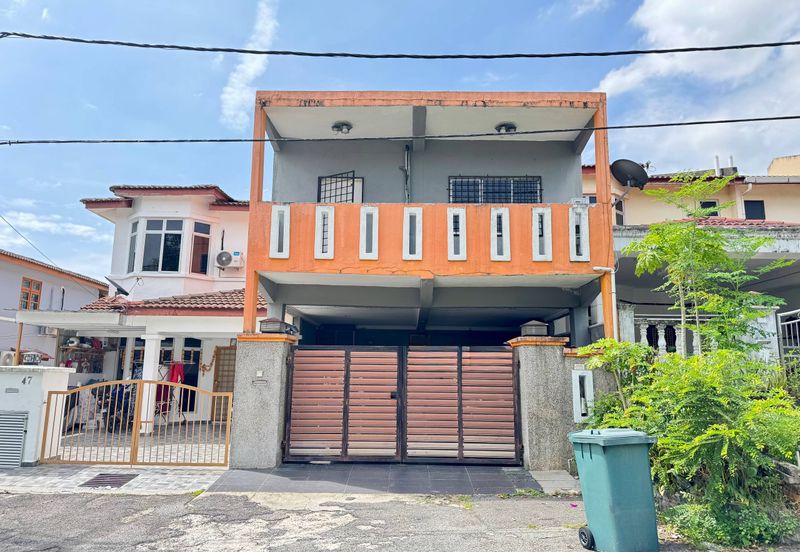 Taman Saujana Puchong