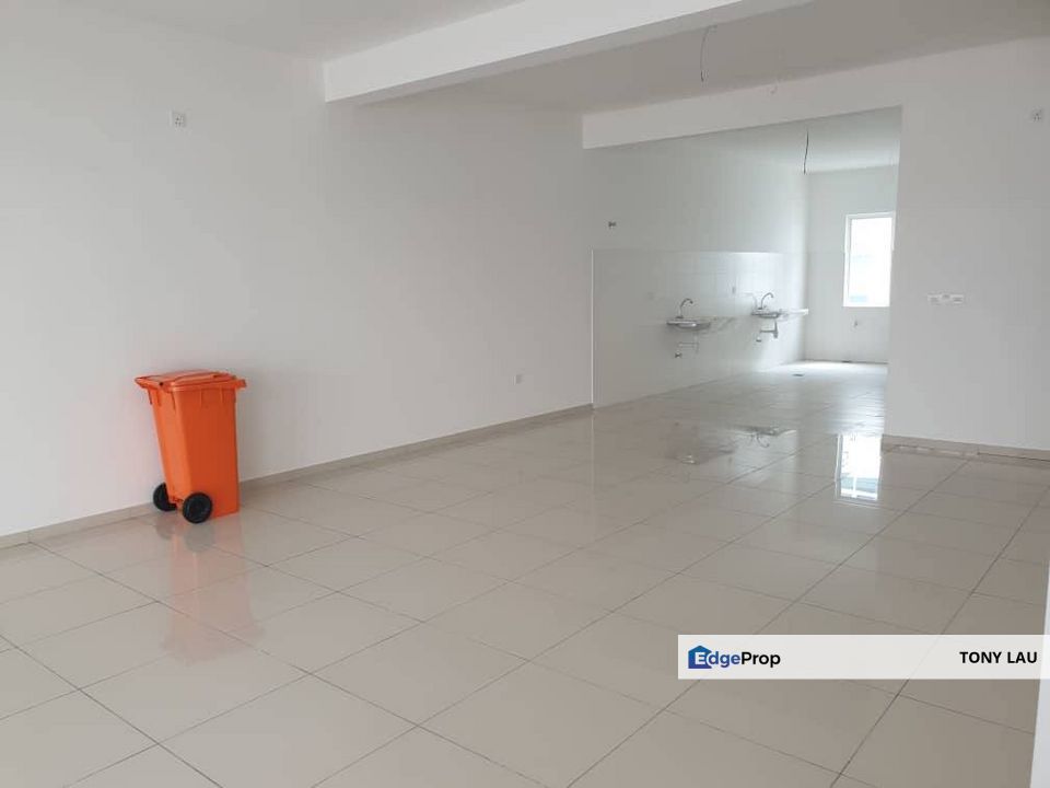 Modern Home @ Hijayu Fellona 3 Bandar Sri Sendayan | Spacious 4R4B + Near d’Tempat Club!, Negeri Sembilan, Siliau