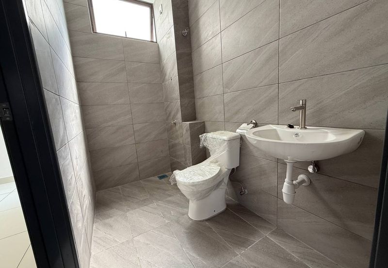 Rumah Teres 2 Tingkat Baru @ Bandar Seremban | Freehold + Gated & Guarded Dari RM581K!