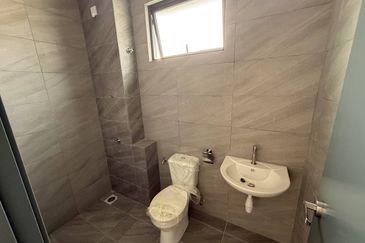 Rumah Teres 2 Tingkat Baru @ Bandar Seremban | Freehold + Gated & Guarded Dari RM581K!