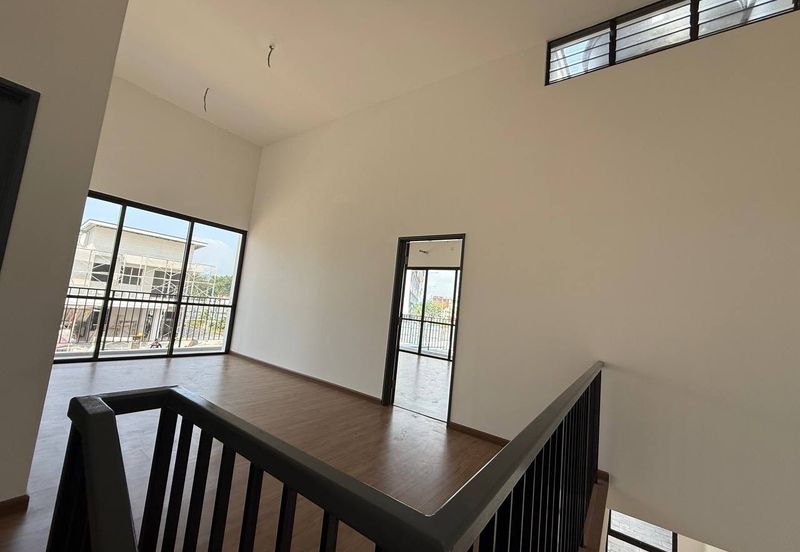 Rumah Teres 2 Tingkat Baru @ Bandar Seremban | Freehold + Gated & Guarded Dari RM581K!