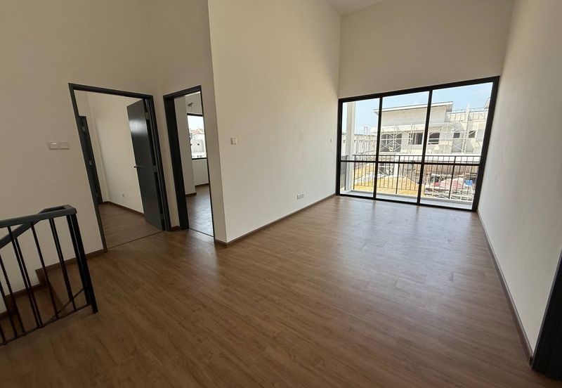 Rumah Teres 2 Tingkat Baru @ Bandar Seremban | Freehold + Gated & Guarded Dari RM581K!