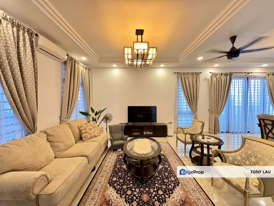 Fully Renovated Superlink End Lot @ Cahaya Alam | Modern Design, Near Surau U12, Selangor, Shah Alam